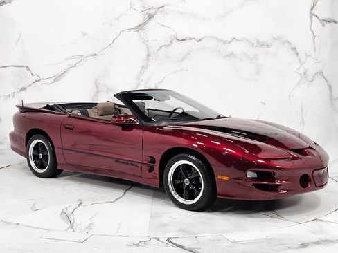Used 2000 Pontiac Firebird Trans Am RWD image 8