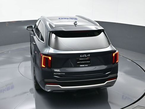 Certified 2025 Kia Sorento SX image 55