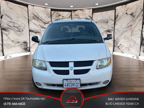 Used 2002 Dodge Grand Caravan Sport FWD image 3