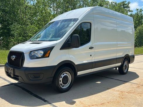 Used 2024 Ford Transit 250 148 High Roof RWD image 18