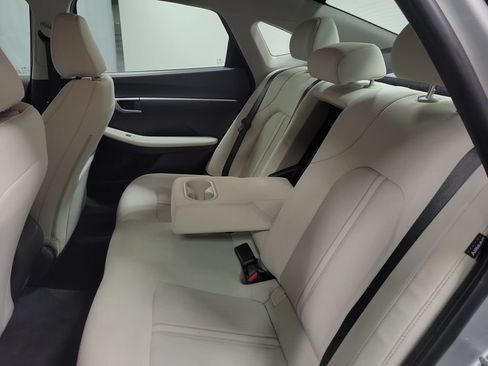 Used 2025 Hyundai Sonata SEL FWD image 28