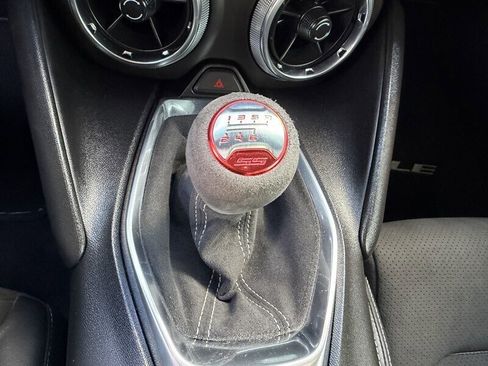 Used 2019 Chevrolet Camaro SS image 39