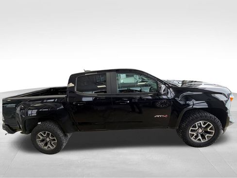 Used 2022 GMC Canyon AT4 w/ Driver Alert Package image 9