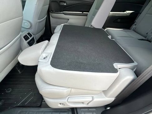 Used 2017 Honda Pilot EX-L image 39