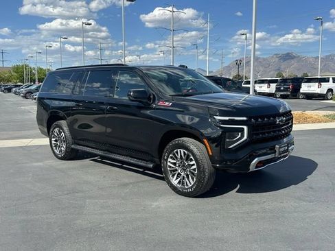 Certified 2025 Chevrolet Suburban Z71 AWD/4WD image 27