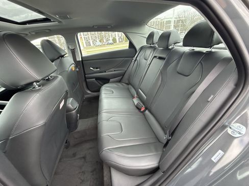 New 2026 Hyundai Elantra Limited FWD image 25
