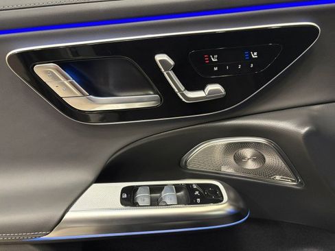 New 2026 Mercedes-Benz E 450 4MATIC Sedan image 7