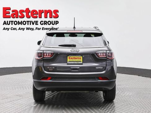 Used 2024 Jeep Compass Latitude AWD/4WD image 5