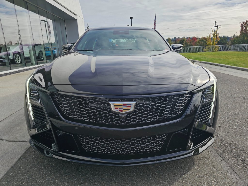 New 2026 Cadillac CT5 V Blackwing RWD image 2