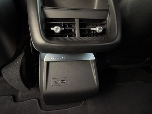 Certified 2024 Cadillac Lyriq Tech RWD image 28