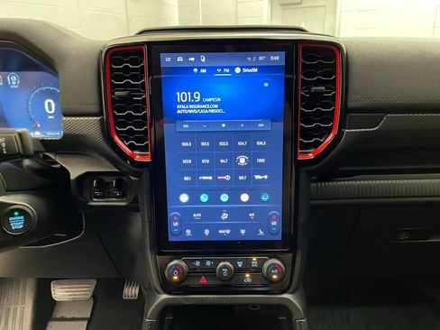 Used 2025 Ford Ranger Raptor AWD/4WD image 14