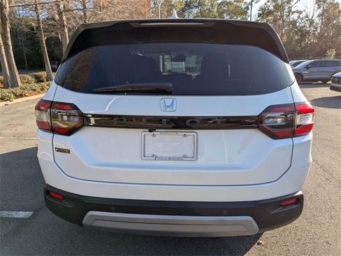 New 2025 Honda Pilot EX-L image 6