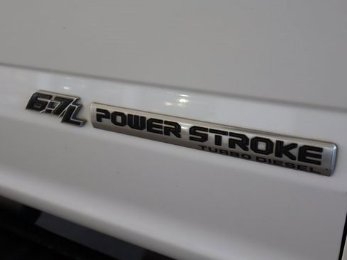 Used 2022 Ford F250 Lariat w/ Black Appearance Package image 58