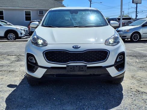 Used 2021 Kia Sportage LX image 2