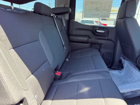 New 2026 Chevrolet Silverado 1500 Custom Trail Boss w/ Turbomax Blackout Package AWD/4WD image 10