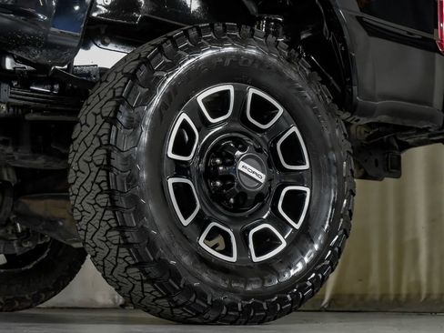 Used 2023 Ford F350 Platinum AWD/4WD image 59