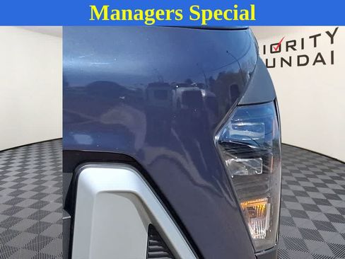 Used 2025 Hyundai Kona SEL AWD/4WD image 8