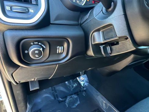 Used 2025 RAM 2500 Big Horn image 25