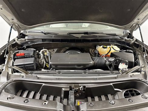 Certified 2023 Chevrolet Suburban Z71 w/ Luxury Package image 30