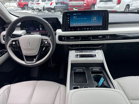 New 2026 Lincoln Aviator Reserve AWD/4WD image 28
