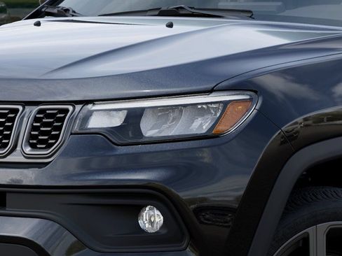 New 2026 Jeep Compass Latitude AWD/4WD image 10