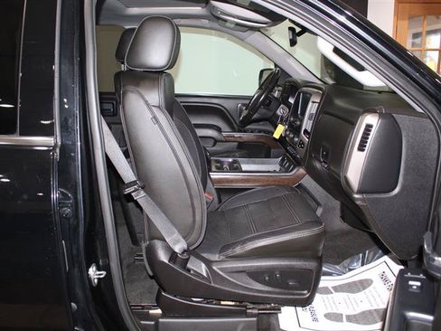 Used 2018 GMC Sierra 1500 Denali AWD/4WD image 29