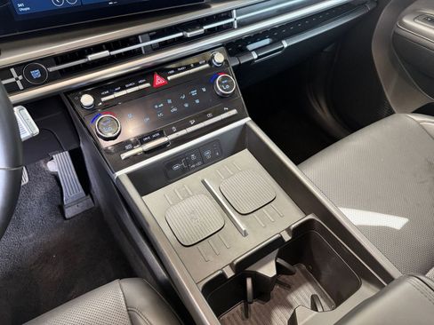 Used 2025 Hyundai Santa Fe SEL image 42