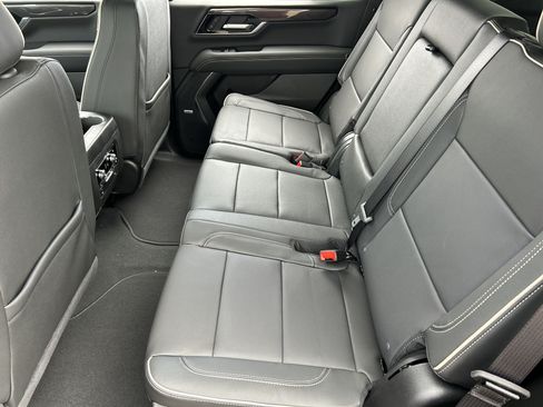 New 2026 GMC Yukon Elevation AWD/4WD image 50