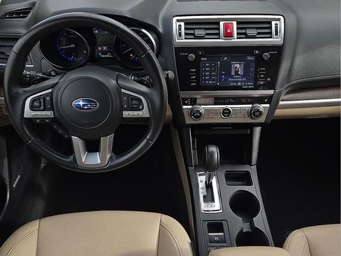 Used 2017 Subaru Outback 3.6R Limited image 12