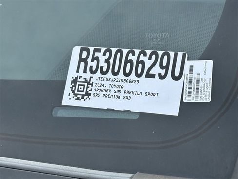 Used 2024 Toyota 4Runner SR5 Premium w/ Moonroof Package image 36