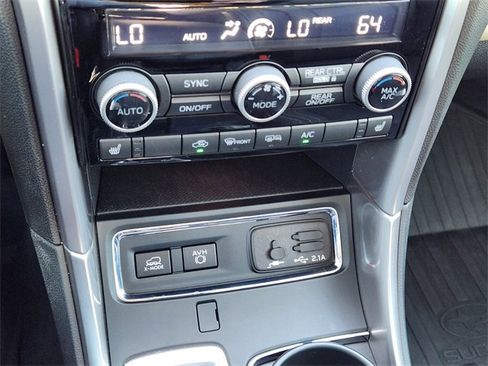 Certified 2021 Subaru Ascent Limited w/ Technology Package image 19