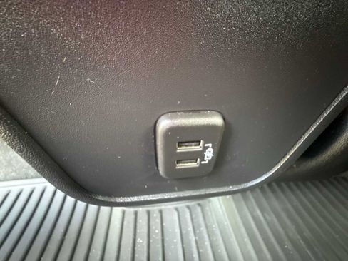 Certified 2024 Chevrolet Equinox LT FWD image 20