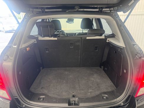Used 2018 Chevrolet Trax LS FWD image 13