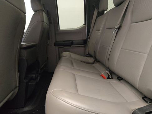 Used 2019 Ford F250 XL w/ Power Equipment Group RWD image 18