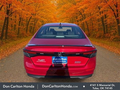 Used 2025 Honda Accord Sport image 5