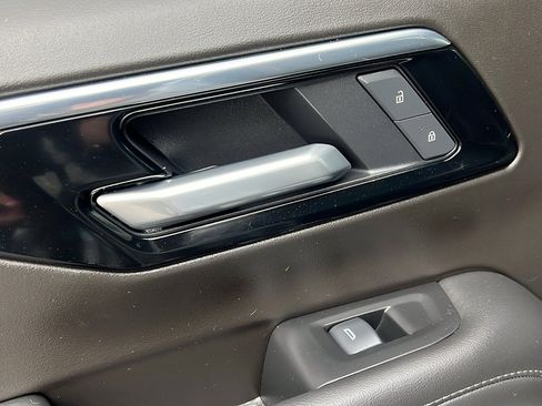 Certified 2025 Chevrolet Tahoe Z71 w/ Comfort Package image 15