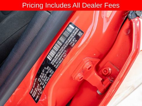 Used 2017 Jeep Renegade Latitude FWD image 18