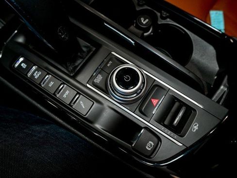 Used 2022 Maserati Levante GT image 33