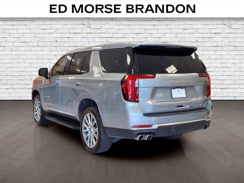 Used 2025 GMC Yukon Denali AWD/4WD image 3