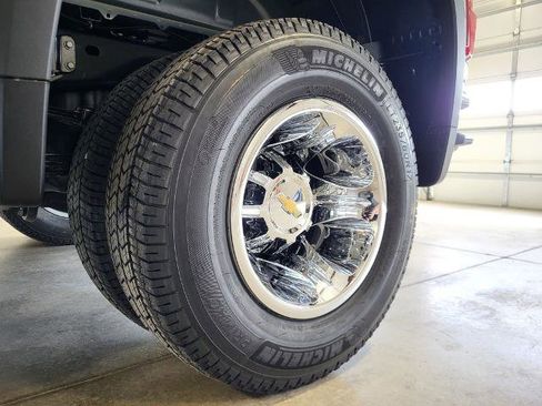 Used 2026 Chevrolet Silverado 3500 LT w/ All Star Edition AWD/4WD image 14