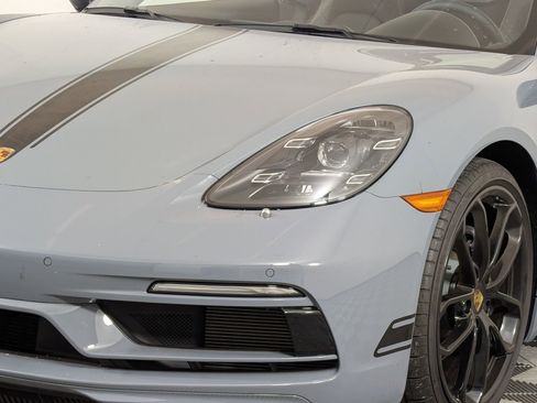 New 2025 Porsche 718 Boxster image 13