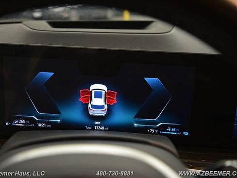 Used 2024 BMW X5 xDrive50e w/ M Sport Package image 30