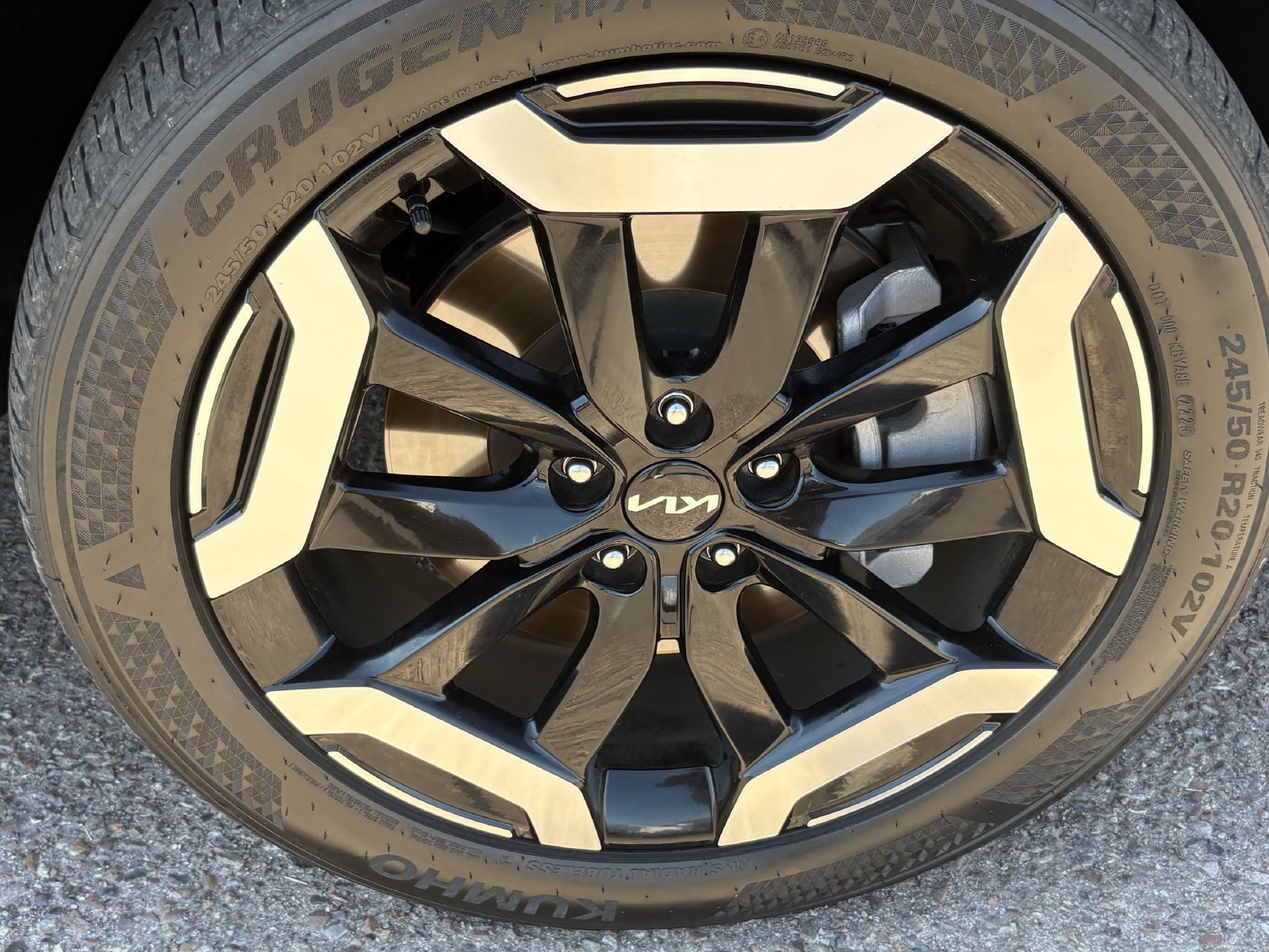 Used 2025 Kia Telluride S FWD image 11