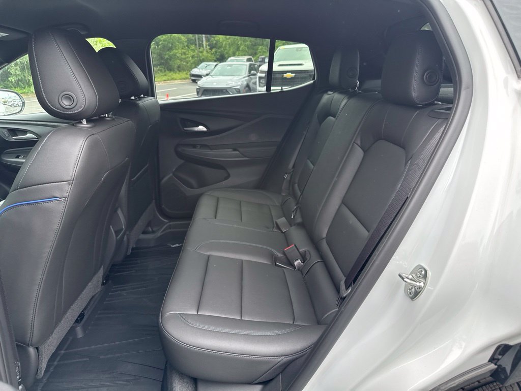 New 2026 Buick Envista Sport Touring w/ Convenience I Package FWD image 10