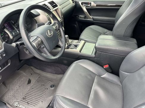 Used 2015 Lexus GX 460 image 26