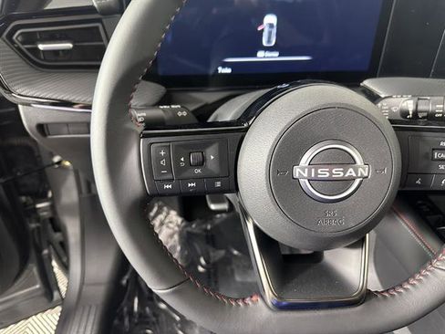 New 2025 Nissan Kicks SR AWD/4WD image 23
