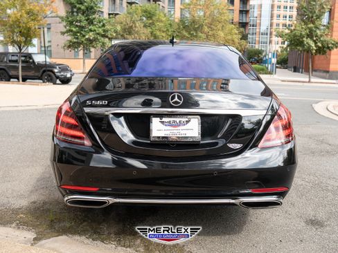 Used 2018 Mercedes-Benz S 560 Sedan image 6