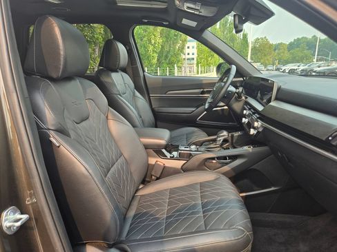 Certified 2024 Kia Telluride EX X-Line AWD/4WD image 11