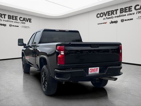 Used 2025 Chevrolet Silverado 2500 Custom w/ Custom Value Package image 7