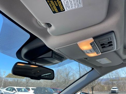 Certified 2024 Nissan Rogue SL w/ SL Premium Package image 27